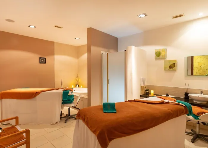 Melia Tortuga BeachResort Hotel